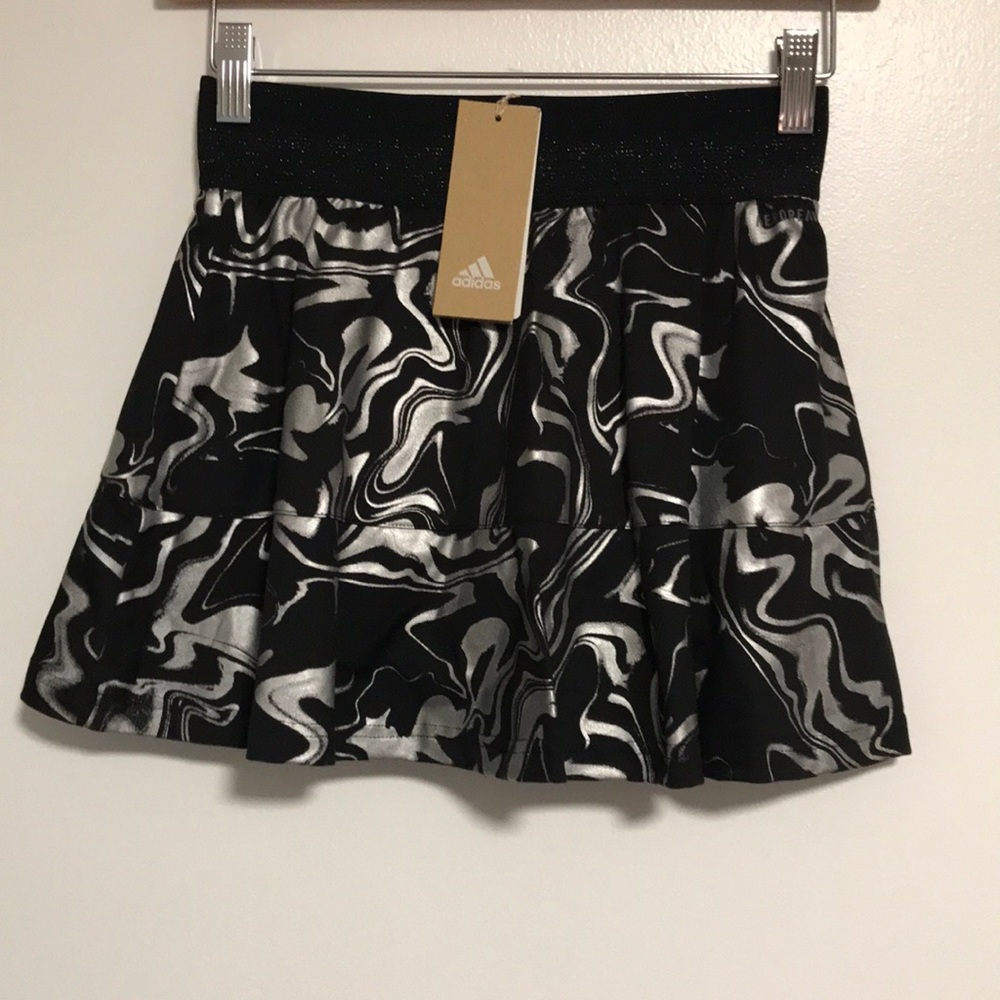 NEW Adidas Glam On Tennis Skort. XS
